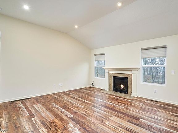 5th image of 1519 Scarborough Dr