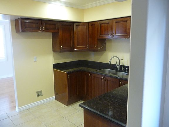 2nd image of 531 N Louise St Unit 204