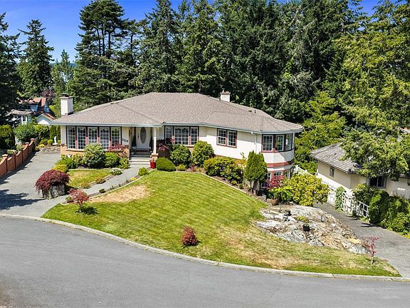 2nd image of 1110 Totem Ln
