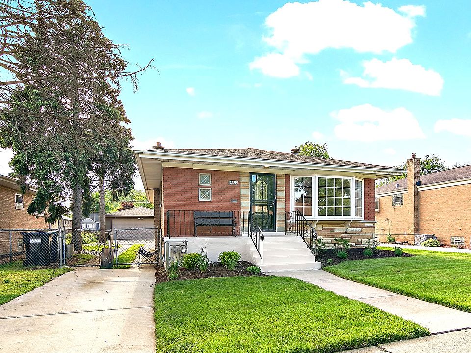 1st image of 8832 S Fairfield Ave