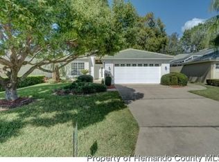 9249 Penelope Dr, Weeki Wachee, FL 34613