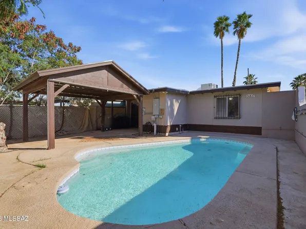 4037 S Queen Palm Dr, Tucson, AZ 85730