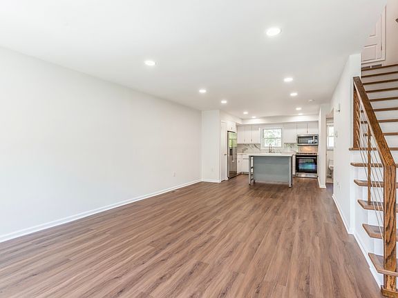 3rd image of 777 Springfield Ave APT 10