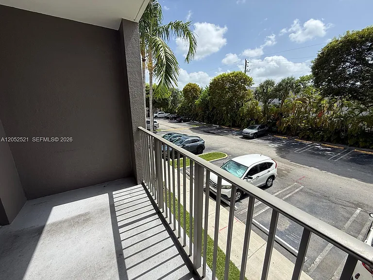 6861 SW 44th St #205 — Photo 24
