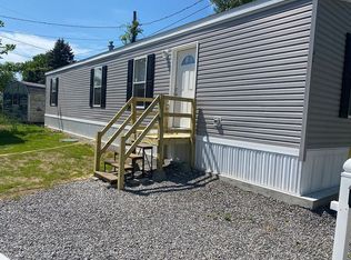 42 Horseshoe Dr, Litchfield, NH 03052
