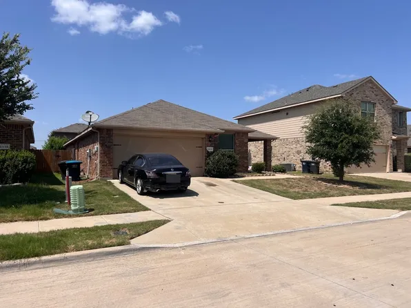 2612 Gains Mill Dr, Fort Worth, TX 76123