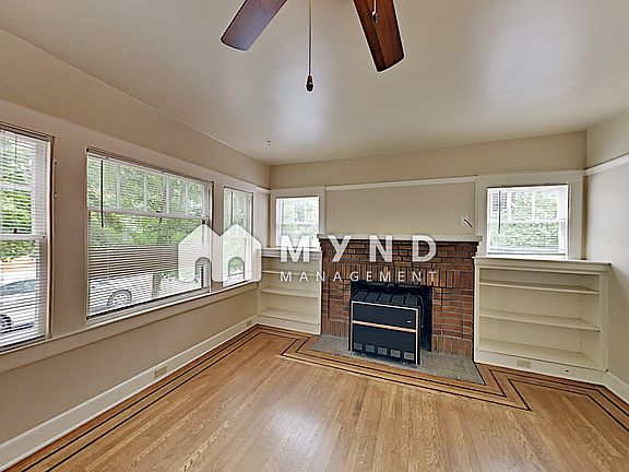2nd image of 942 35th St #942