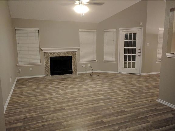 2nd image of 4809 Shadyway Dr