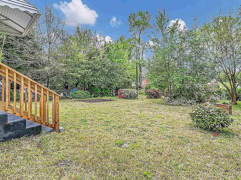 2712 Chestnut St — Photo 17