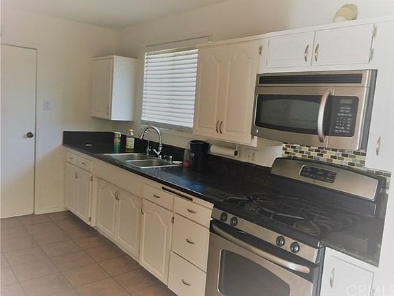 5th image of 15228 Beckner St