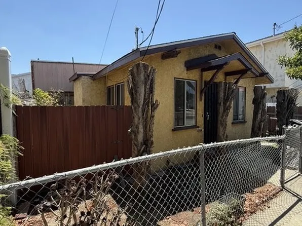1326 S Cabrillo Ave, San Pedro, CA 90731