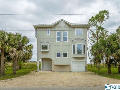98 Bay Ave, Apalachicola, FL, 32320