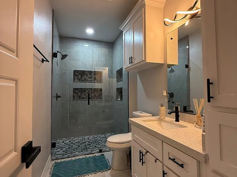 6861 Woodlands Ave — Photo 10
