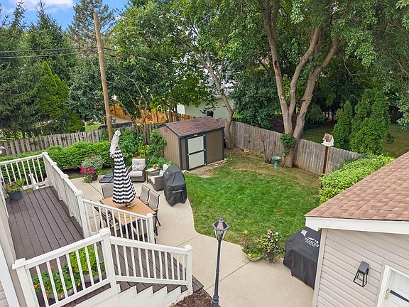 2nd image of 1511 Avery Ave