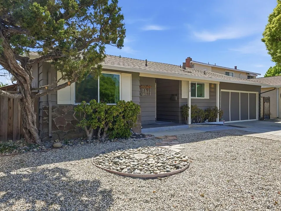 3320 Cherry Ave #3
