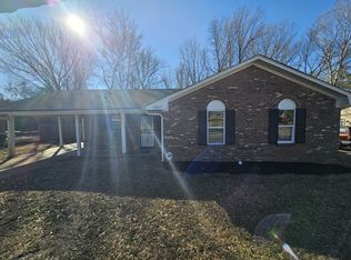 10811 Chateau Rd, Olive Branch, MS 38654