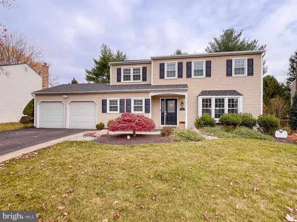 169 Trappe Ln, Langhorne, PA 19047