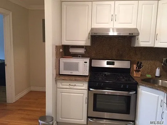 Sold by Winzone Realty Inc | media 2