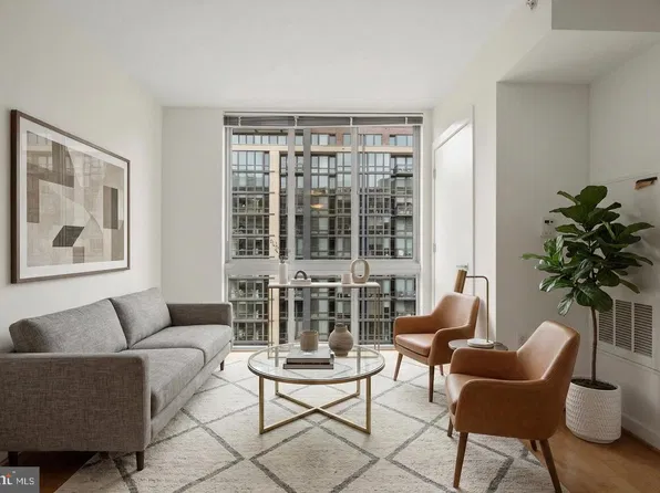1000 New Jersey Ave SE APT 908, Washington, DC 20003