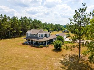 5181 Griffin Dr, Hahira, GA 31632