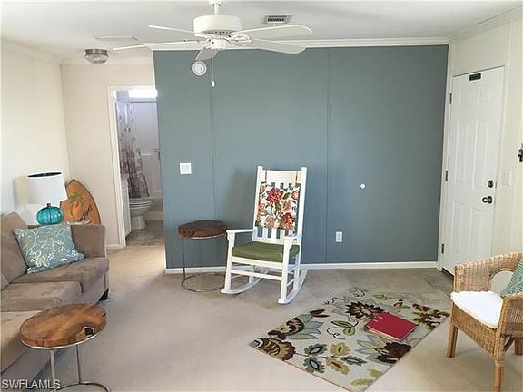 3rd image of 35 Helen Ln