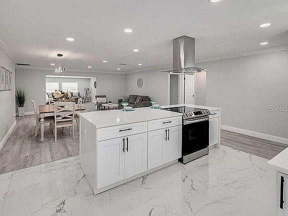 2nd image of 2520 Sunny Breeze Ave