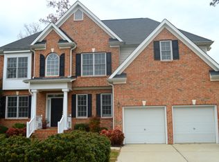 5621 Beargrass Ln, Raleigh, NC 27616