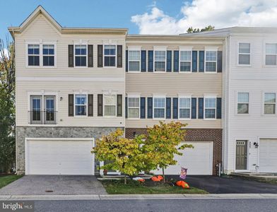 251 Oakview Village Dr, Glen Burnie, MD, 21061