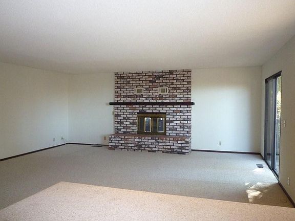 4th image of 25 Frey Pl