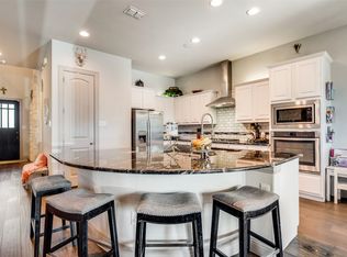1001 Cadbury Ln, Forney, TX 75126