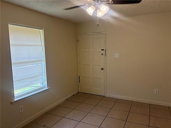 4th image of 8033 Arcadia Ln