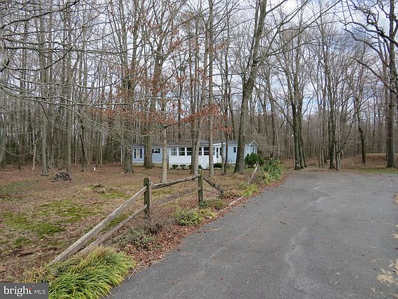 3rd image of 1126 Myers Dr