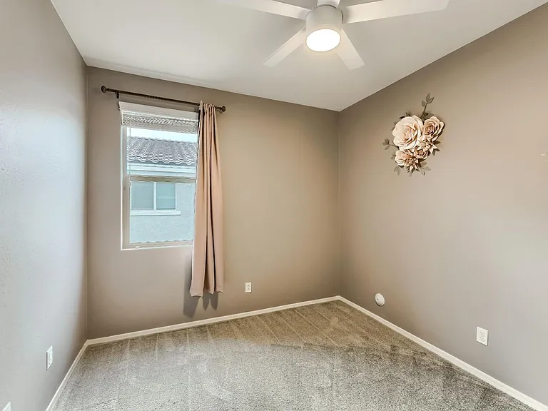 1754 E Grenadine Rd — Photo 29