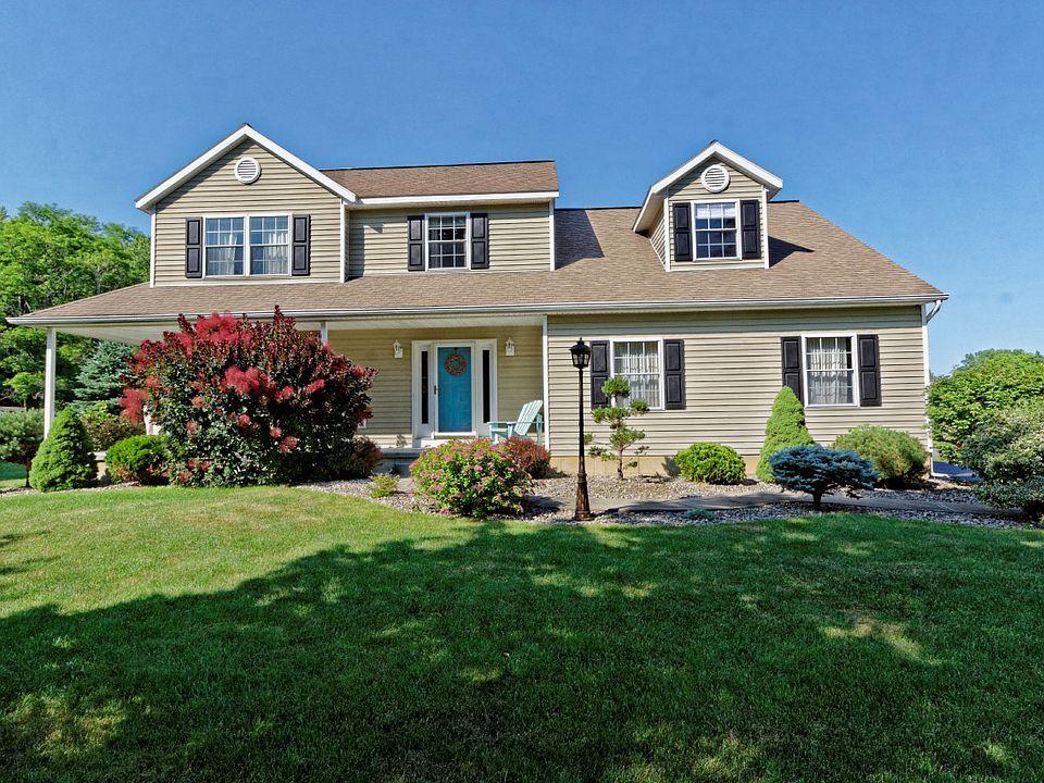 1st image of 122 Charlton Rd