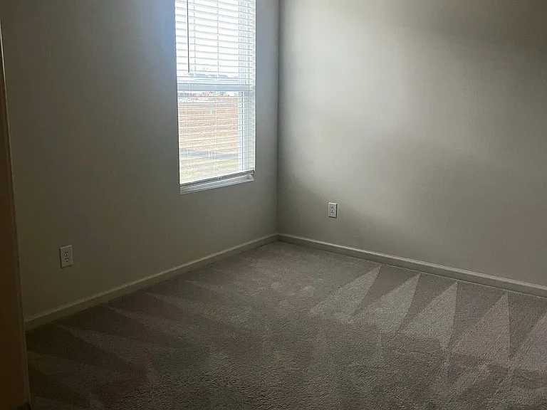 3340 Preakness St — Photo 18
