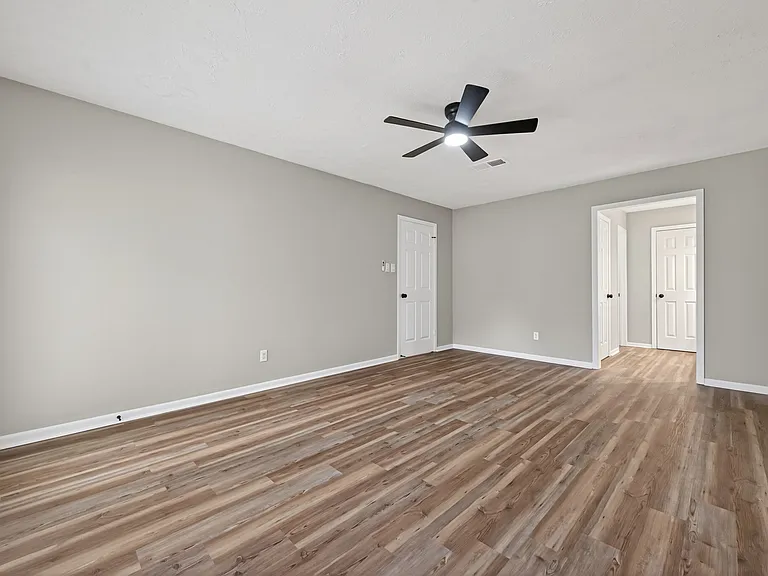 12079 Maverick Dr — Photo 26