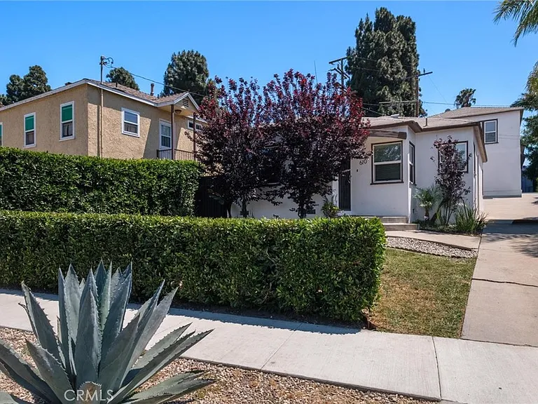 610 E Fairview Blvd — Photo 1