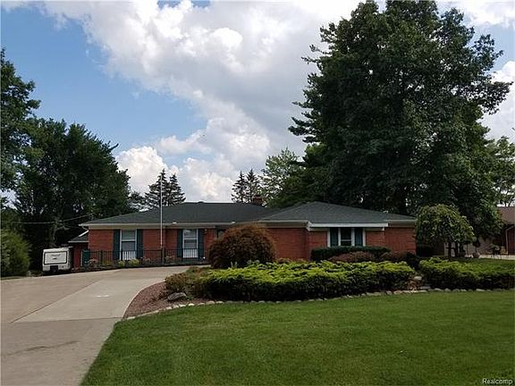 2nd image of 3412 Timberline Dr
