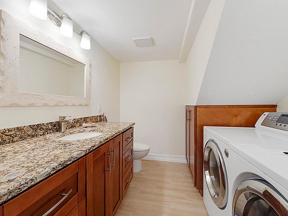 2nd image of 3201 Spanish Wells Dr #29-C