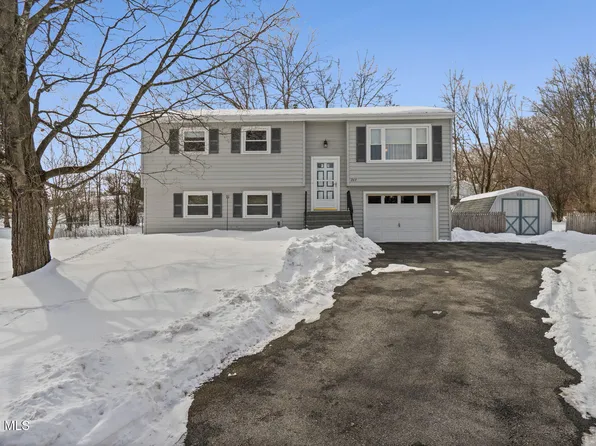 263 Kings Court, Voorheesville, NY 12186