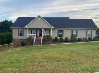 212 Greystone Dr, Oneonta, AL 35121