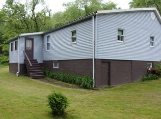 161 Fayette St, Imperial, PA 15126