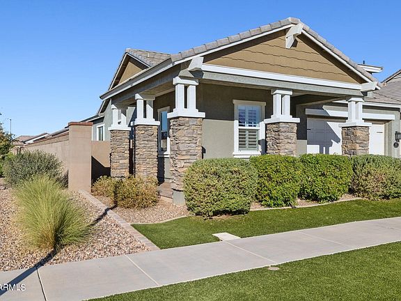 2nd image of 2720 S CHATSWORTH --