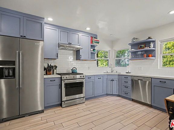 2nd image of 10483 Eastborne Ave