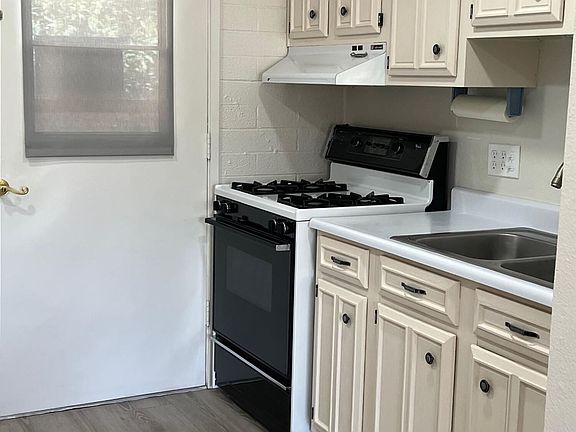5th image of 373 S Paseo Sarta #A