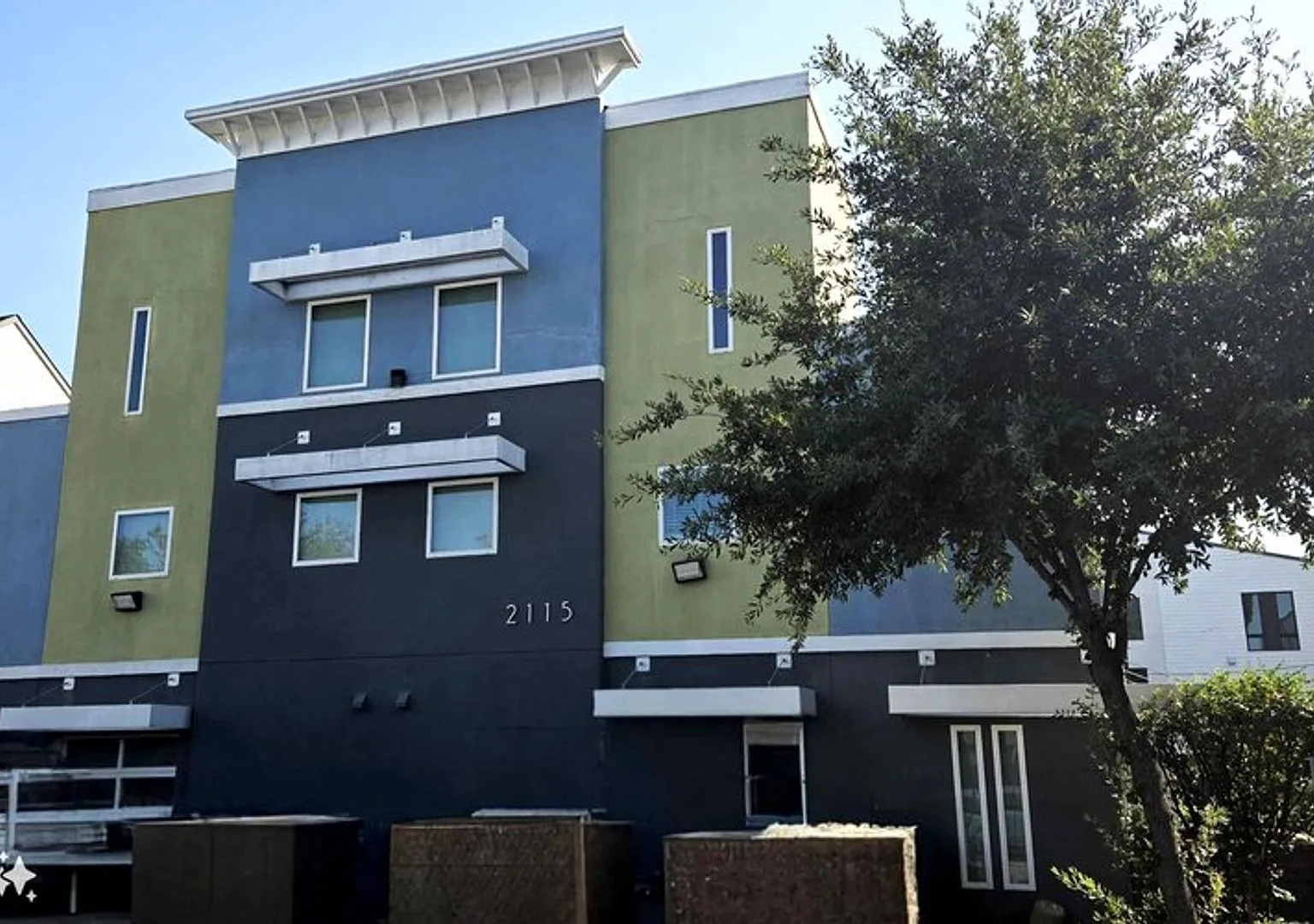 August Move-In Special Apply Within 24 Hours & Receive One Free Month Of Utilities! — Photo 2