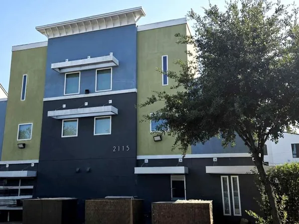 August Move-In Special Apply Within 24 Hours & Receive One Free Month Of Utilities!