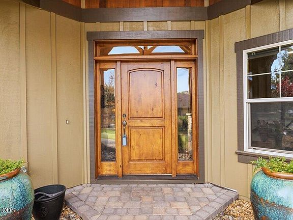 2nd image of 360 Vista Rim Dr