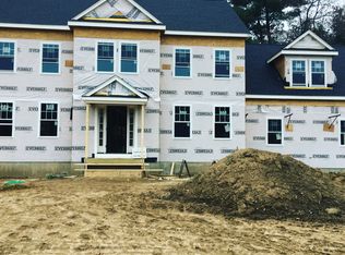 35 Federico Dr, Wrentham, MA 02093