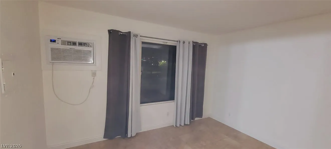 1 bed, 1.0 bath, 468 sqft, $875 — Photo 4